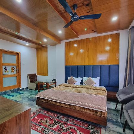 Wow Hotels Green View Далхаузи Экстерьер фото